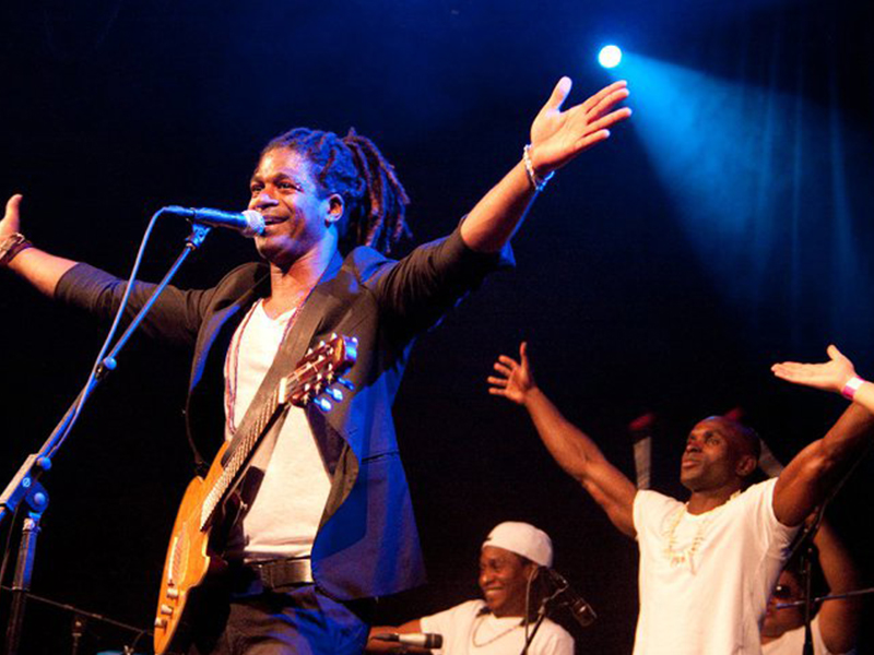 Opzoek naar een Braziliaanse muziekband? Onze muziekband brengt u in tropische sferen!